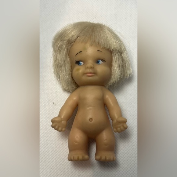 VINTAGE: Uneeda | Pee Wees doll/baby doll - Picture 2 of 16